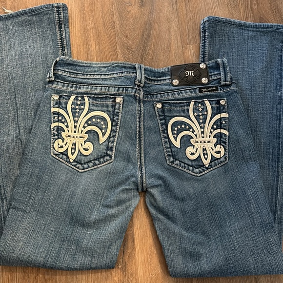 Miss Me Jeans - Picture 4 of 5